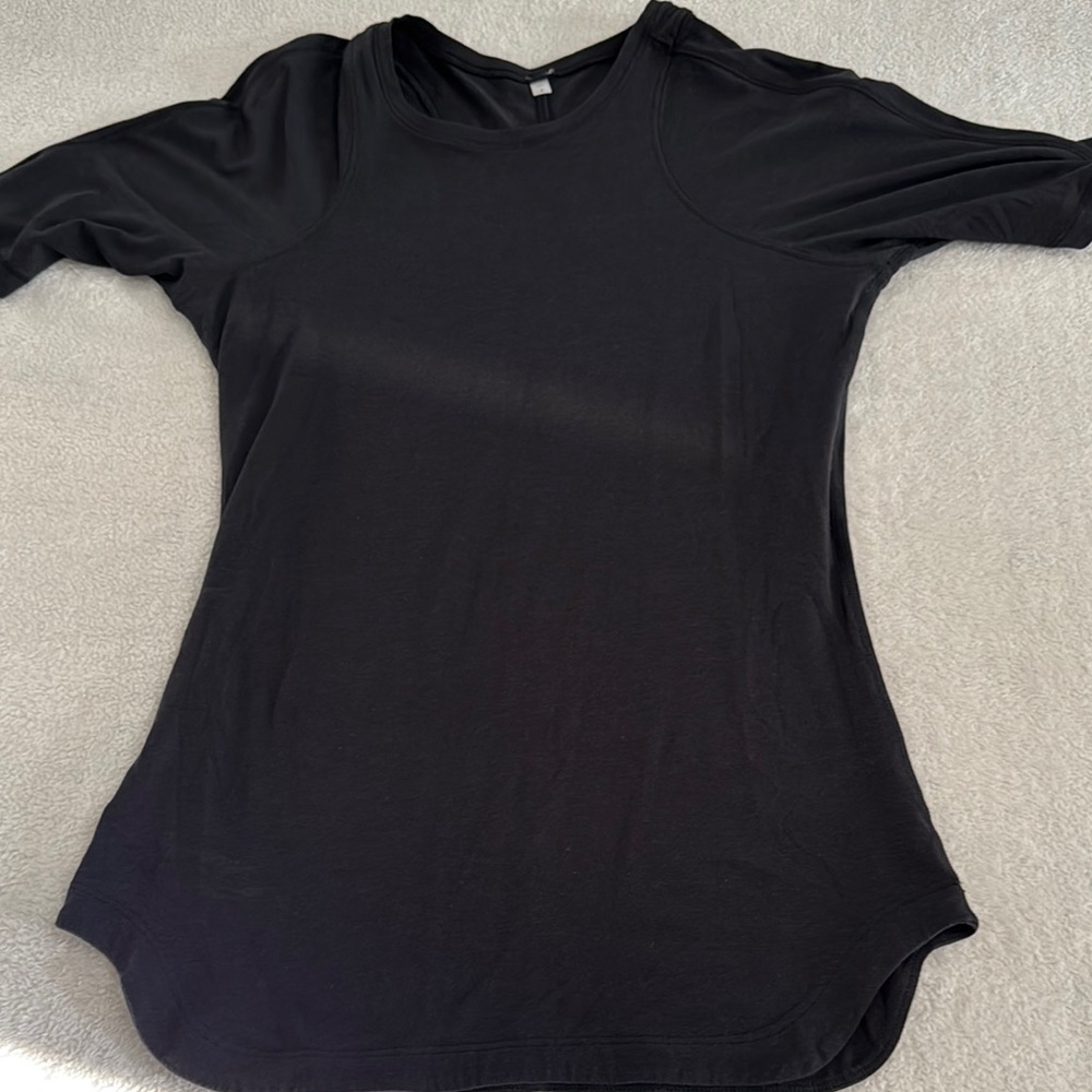 Lululemon Athletica Black Fitted Sleeve T-Shirt